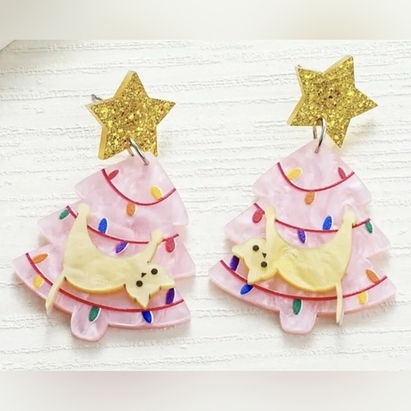 Unbranded Jewelry - New Pink Christmas Tree w/ White Cat Pearlescent & Glitter Acrylic Earrings - 2”